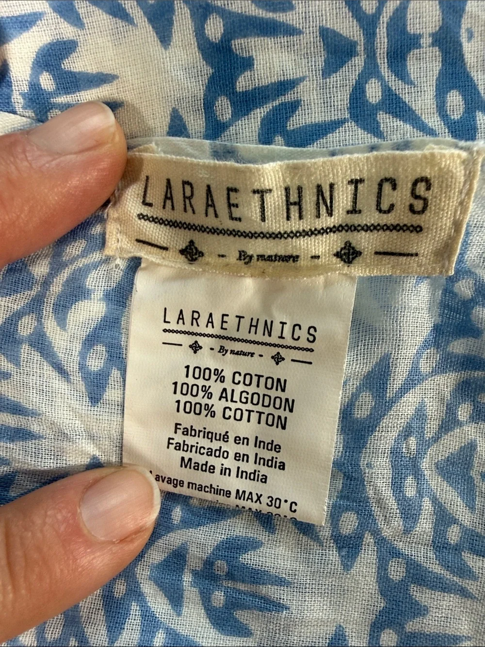 Lara Ethnics blue and white printed cotton scarf made in India